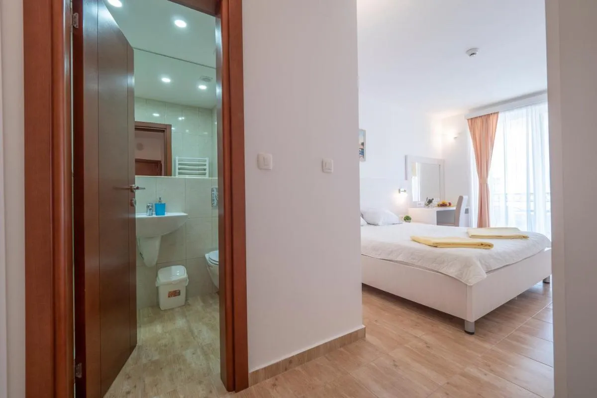 Image 2 of Villa Skyprime