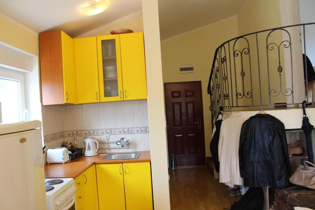 Image 2 of 2-level apartment with terraces by the sea