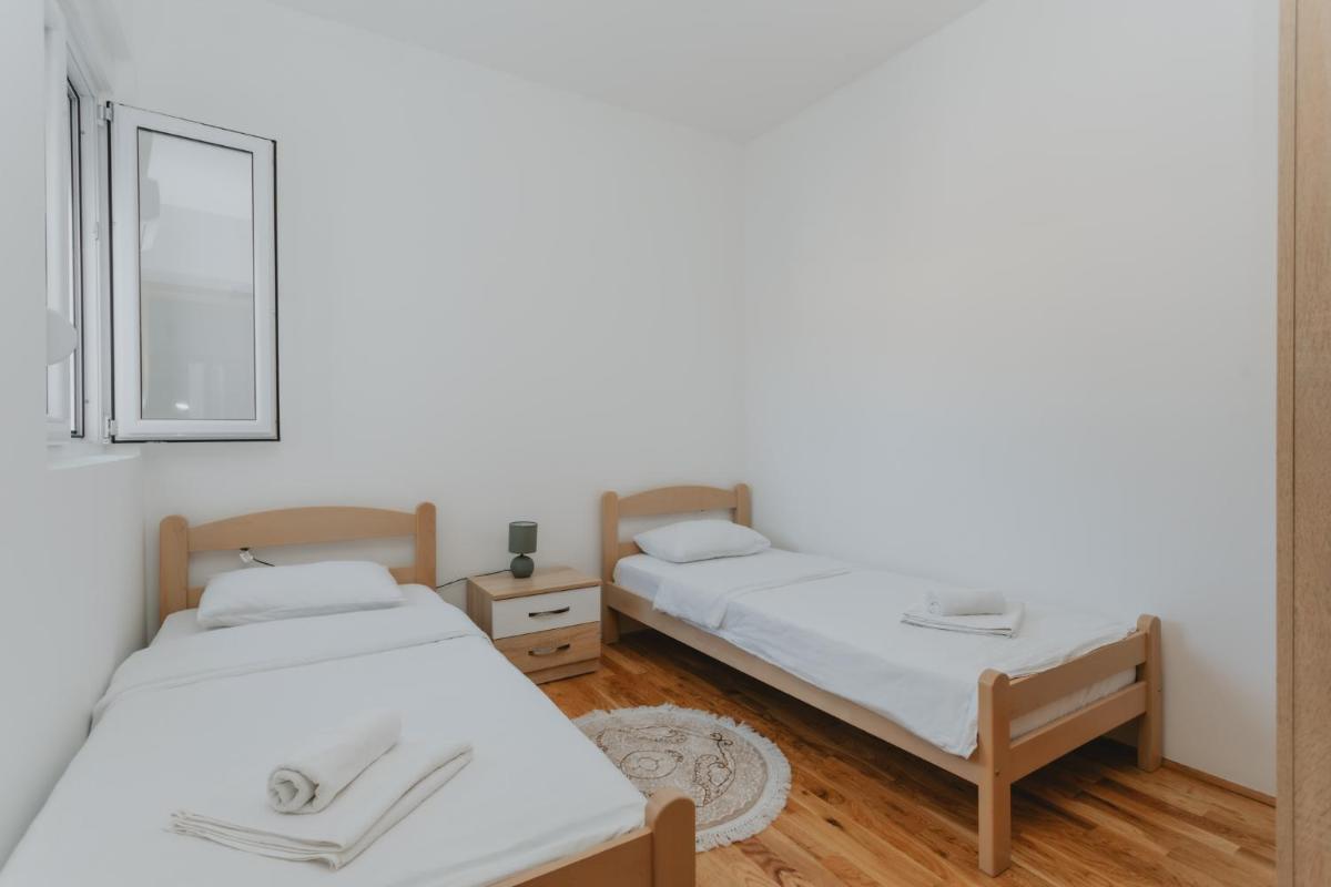 Image 1 of Apartments Bella Rosa
