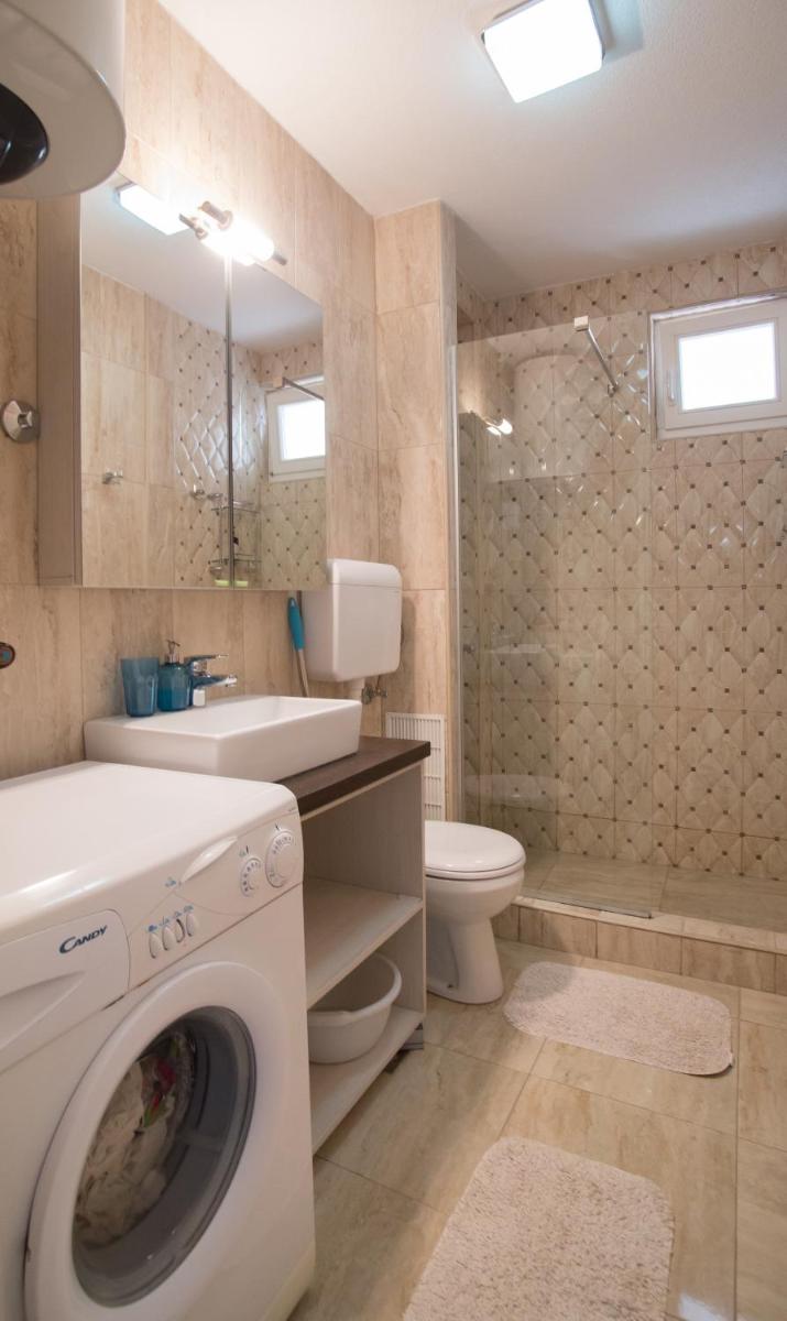 Image 3 of Apartments Inspiration