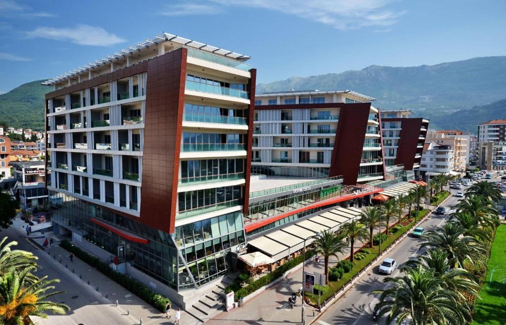 Image of Condo Studio Plaza