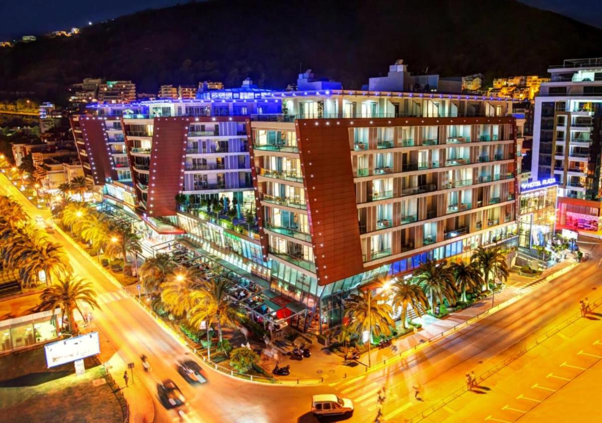 Image 2 of Condo Studio Plaza