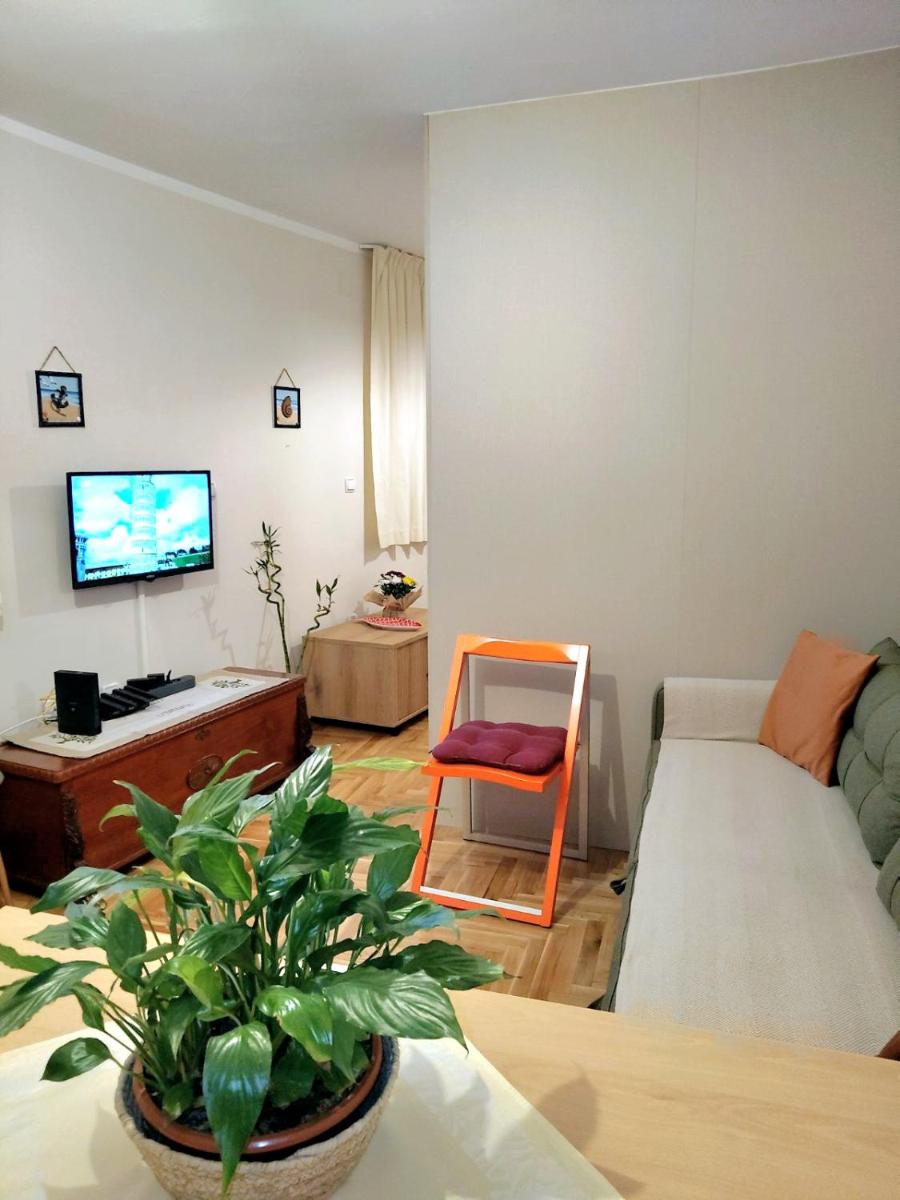 Image 6 of Felicia Apartments