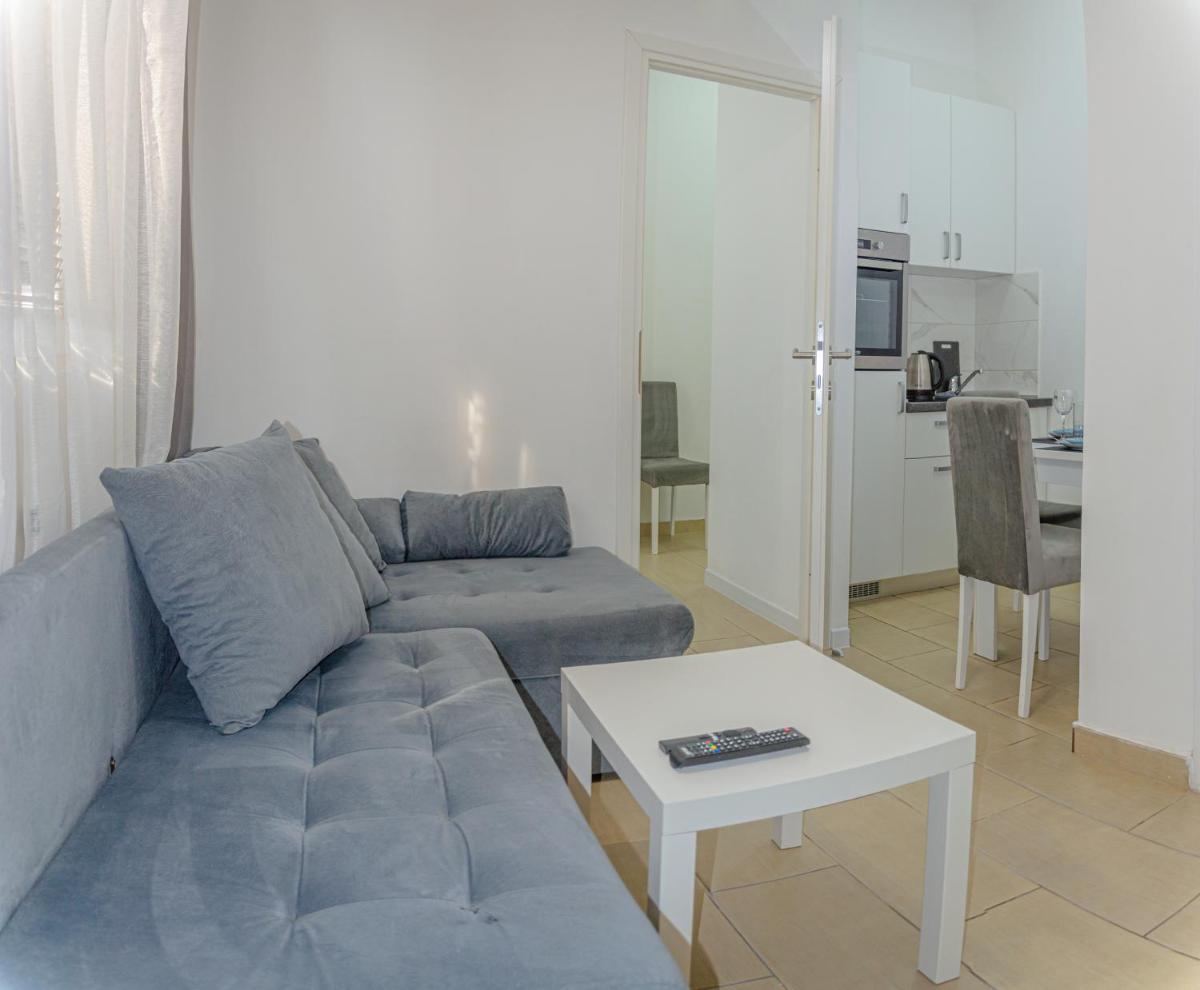 Image 2 of One-Bedroom Apartment in the Center of Budva on a Quiet Street 5 Minutes to the Beach