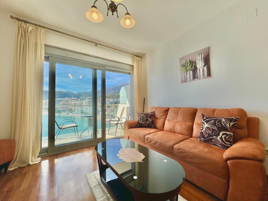 Image of Ponta Nova One bedroom Apartment with Sea view