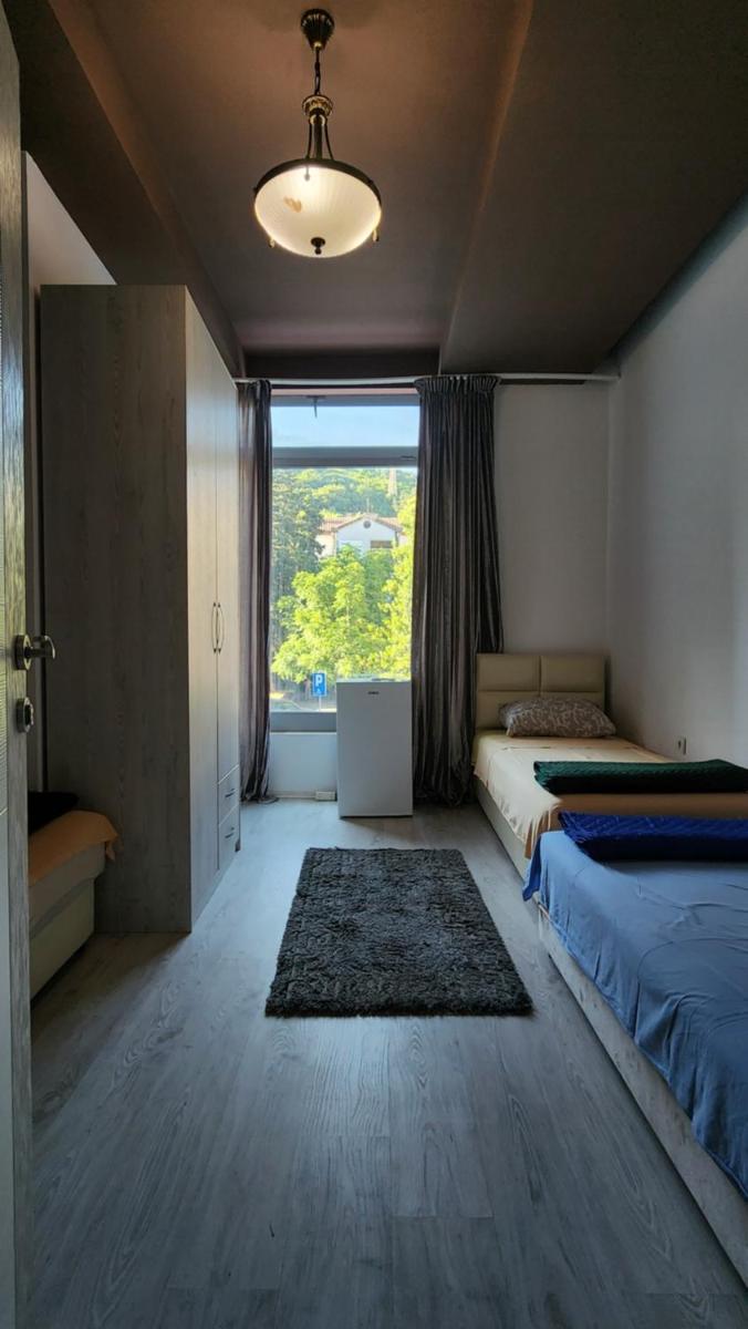 Image 1 of REA Apartmants