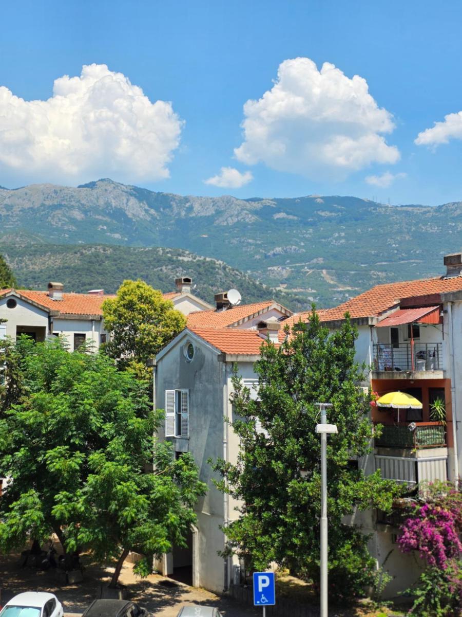 Image 5 of REA Apartmants
