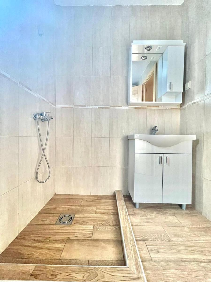 Image 3 of Talia Apartments