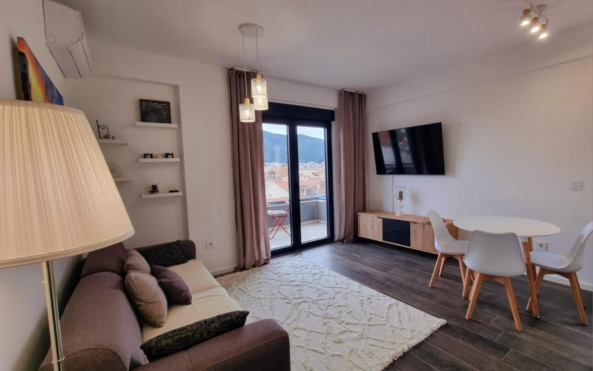 Image 2 of Tehnoplus apartment