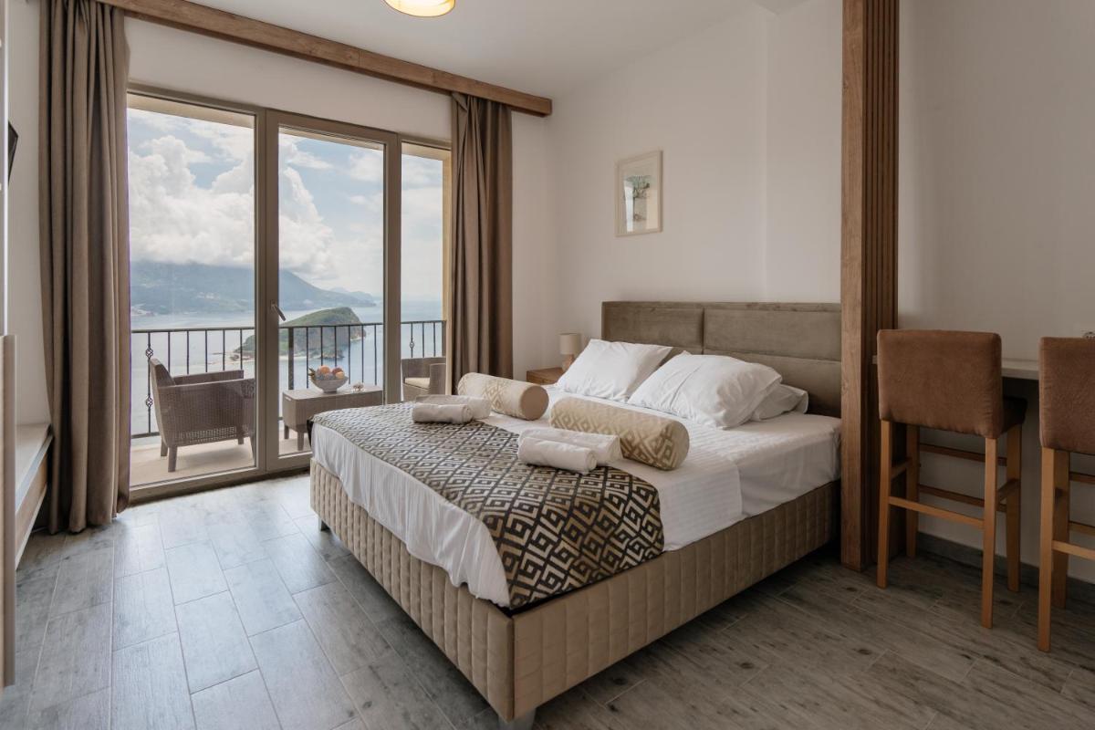 Image 1 of Viewpoint Villa