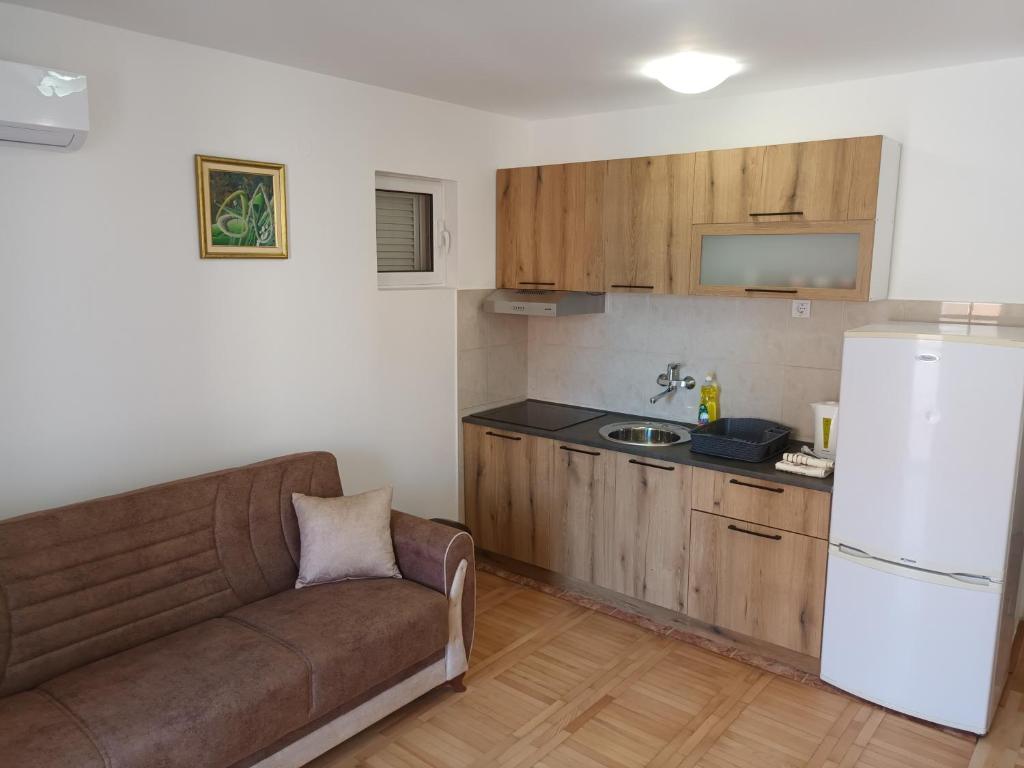 Image of Walk to the Sea-1 bedroom BUDVA