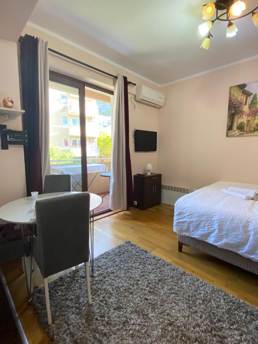 Image 1 of Yasmin studio apartment