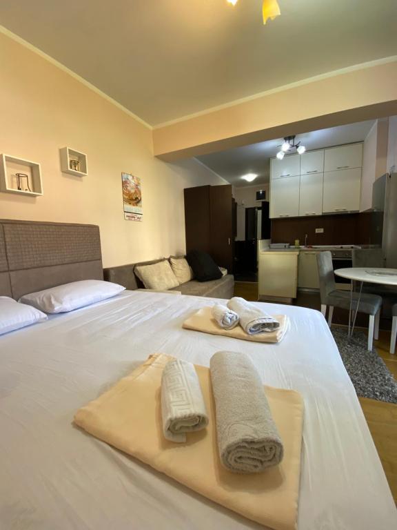 Image of Yasmin studio apartment