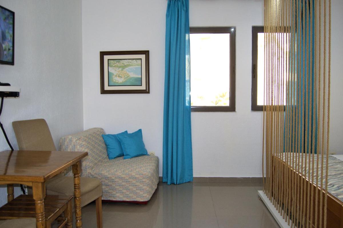 Image 4 of Yeshill Apart & Studio