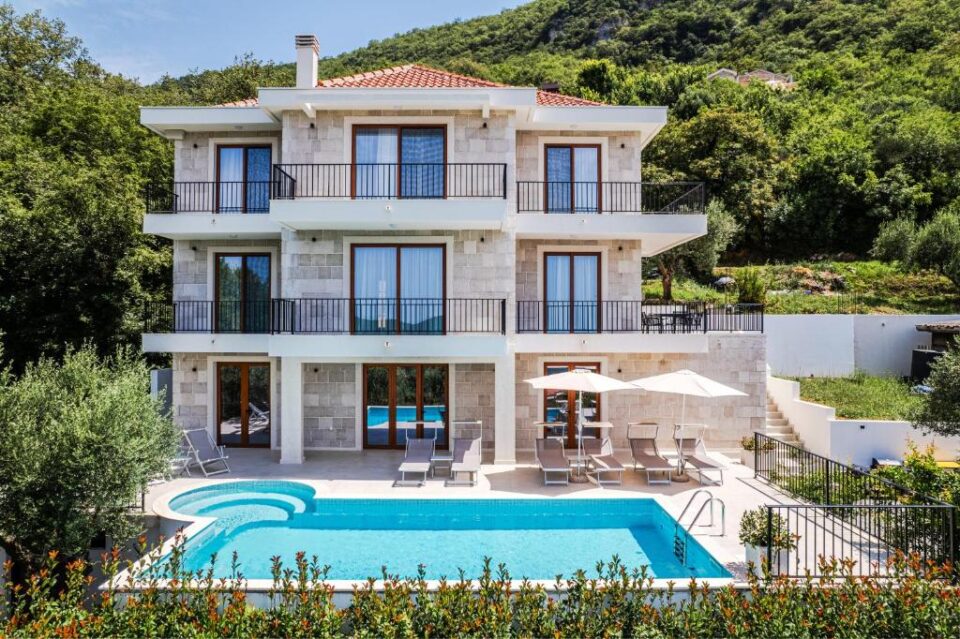 Villa Fotinia